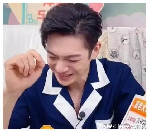 辰亦儒直播爆料了吗视频,揭秘幕后的精彩瞬间