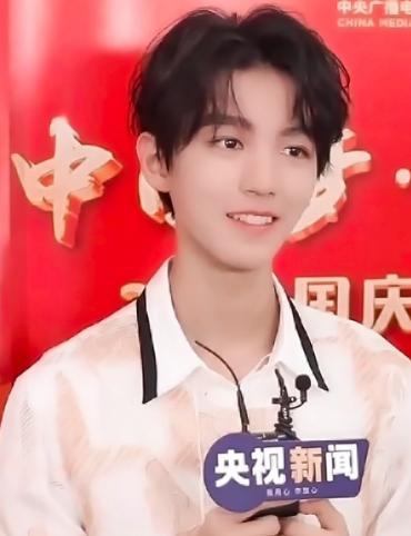 娱乐圈内人爆料王俊凯,王俊凯背后不为人知的秘密，内幕爆料令人震惊！”