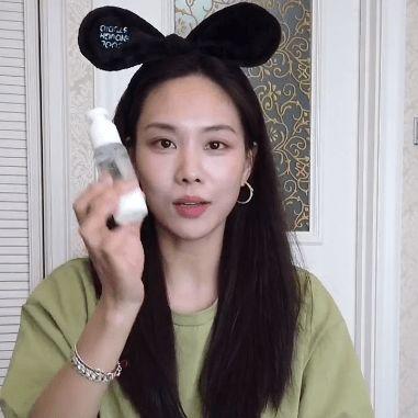娱乐爆料王霏霏是谁的女儿,揭秘娱乐爆料中的神秘女儿身份