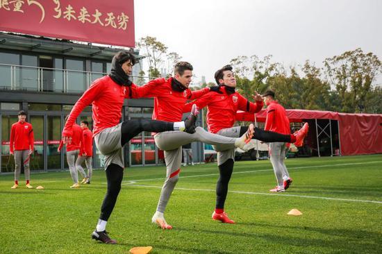 中超上港爆料最新新闻