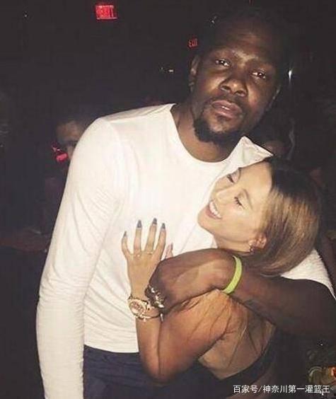 杜兰特母亲爆料视频播放,揭秘篮球巨星背后的故事