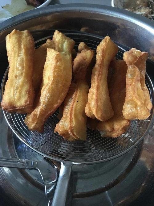 今日油条爆料是真的吗,今日热议事件究竟是否属实？