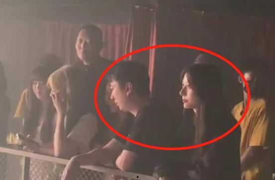 西安吃瓜网红事件视频,一场网络热议的幕后真相揭秘