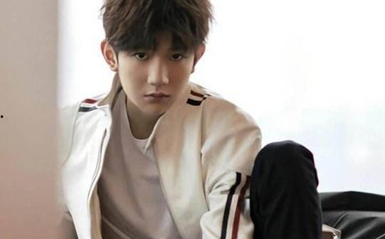 王源最新mv爆料,穿越时空的青春旋律