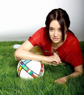 最新爆料足球女明星,揭秘足球女明星的辉煌时刻