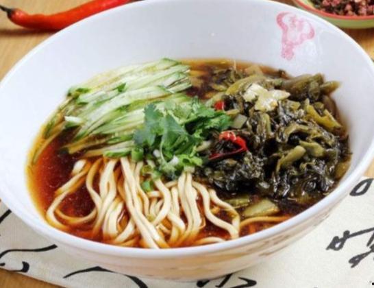 老坛酸菜面爆料新闻视频