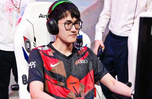 战哥老粉爆料视频播放下载