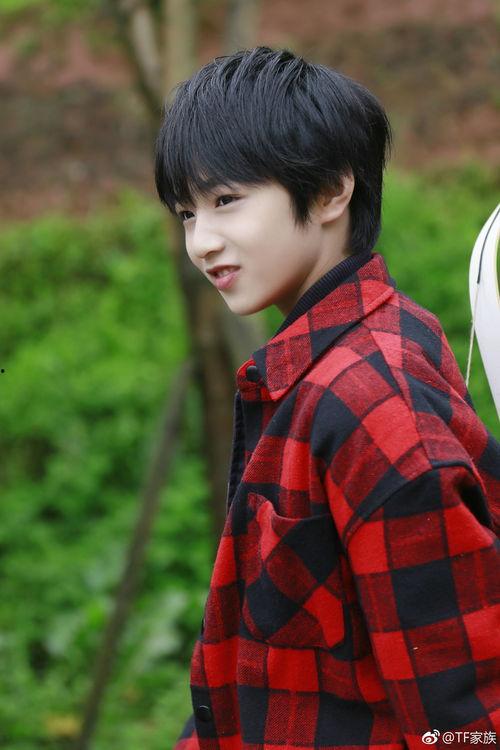 刘耀文同学爆料视频,幕后真相大曝光