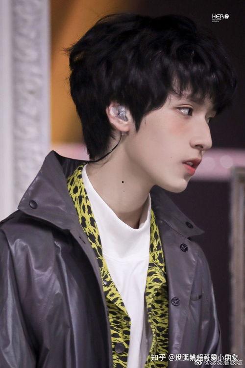 刘耀文同学爆料视频,幕后真相大曝光